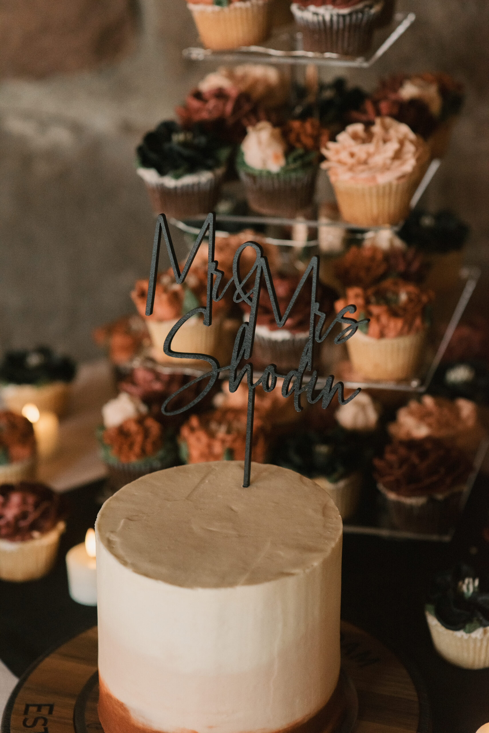 small unique wedding wedding cake 