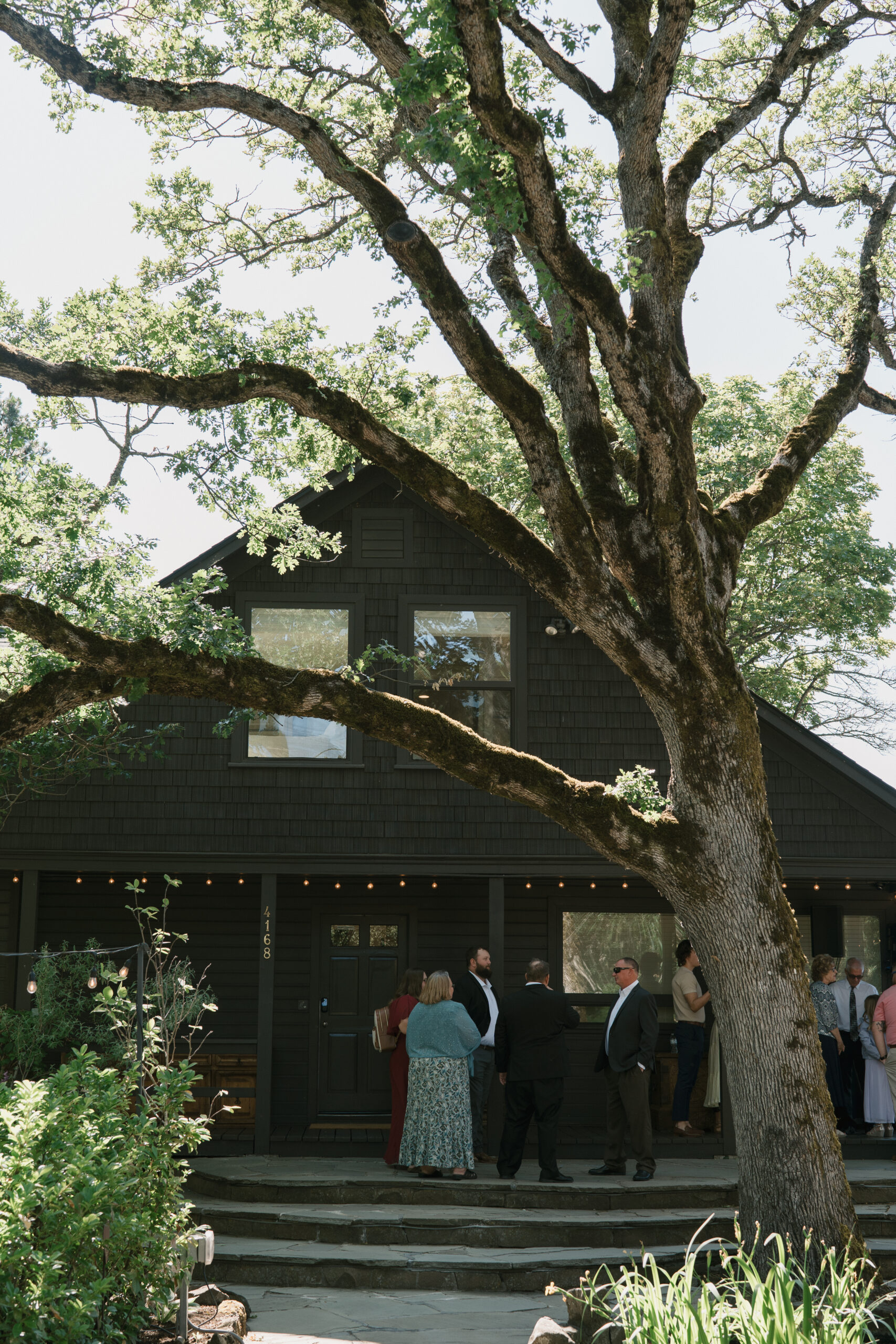 Guests arriving at The Griffin House for the wedding ceremony